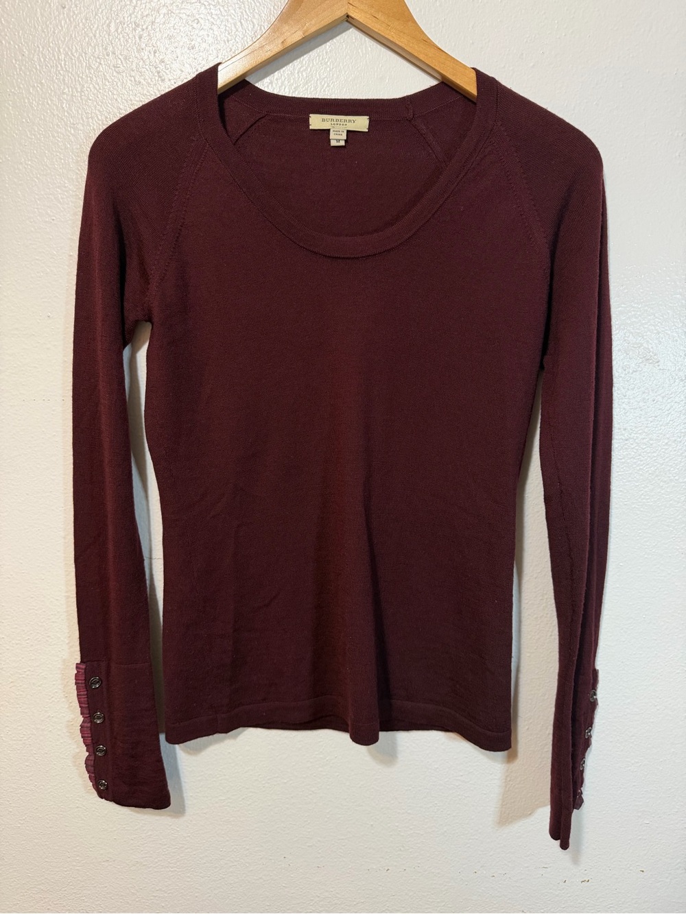 BURBERRY Women’s Burgundy Extra Fine Merino Wool Knit Scoop Neck Sweater size M